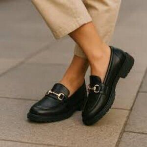 🥿 Sincerely Jules Black Romeo Chunky Loafers with Gold Accents size 9M